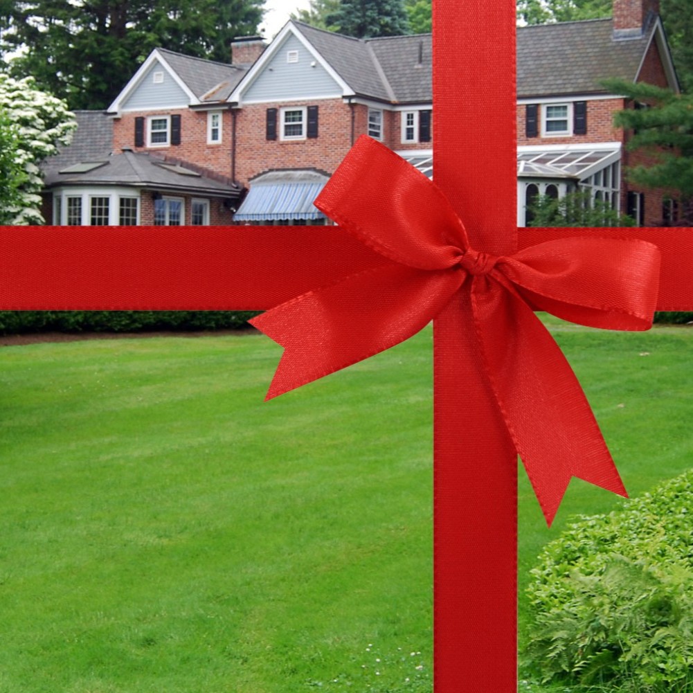 6 Types of People Who Would Love the Gift of Lawn Maintenance or Landscaping This Holiday Season!